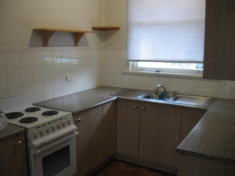 27 Knighton Road, Elizabeth North SA 5113