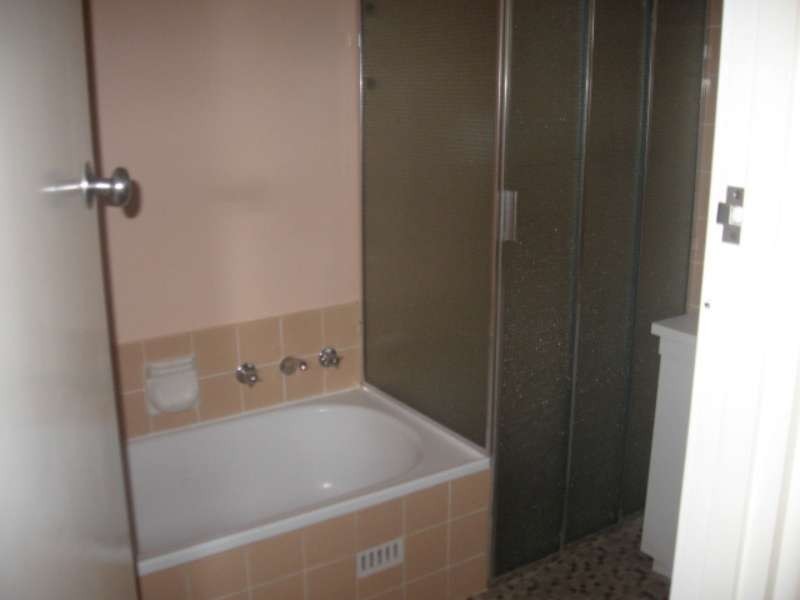 13 Gwender Terrace, Para Hills SA 5096