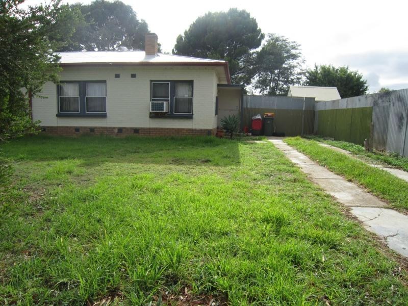 13 Tidcombe Street, Elizabeth Vale SA 5112