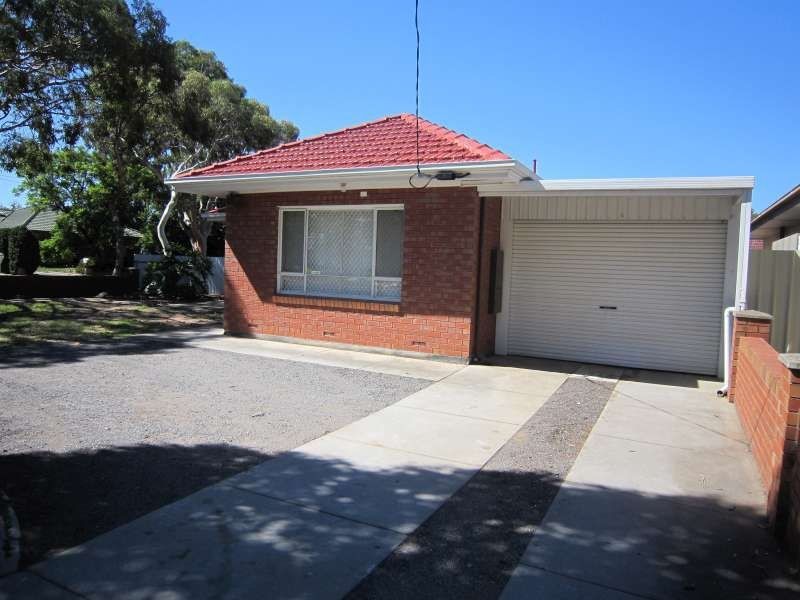 4 McIntosh Crescent, Brahma Lodge SA 5109