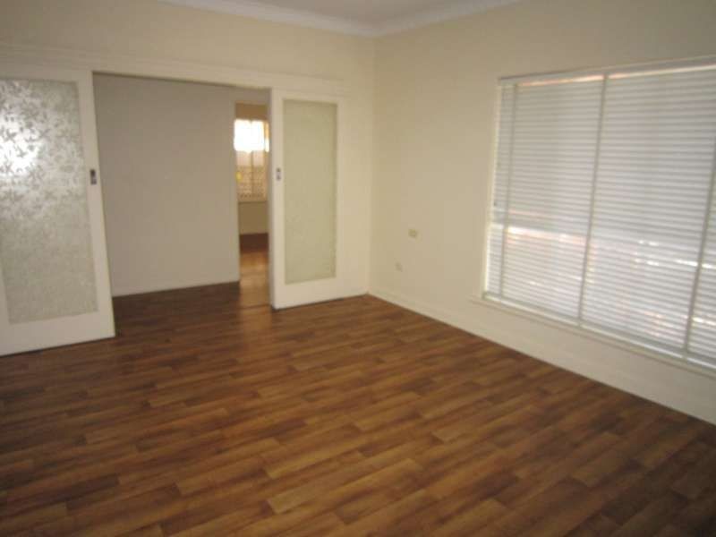 4 McIntosh Crescent, Brahma Lodge SA 5109