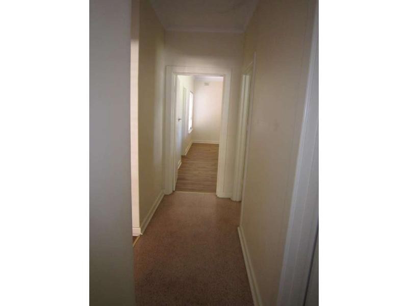 4 McIntosh Crescent, Brahma Lodge SA 5109