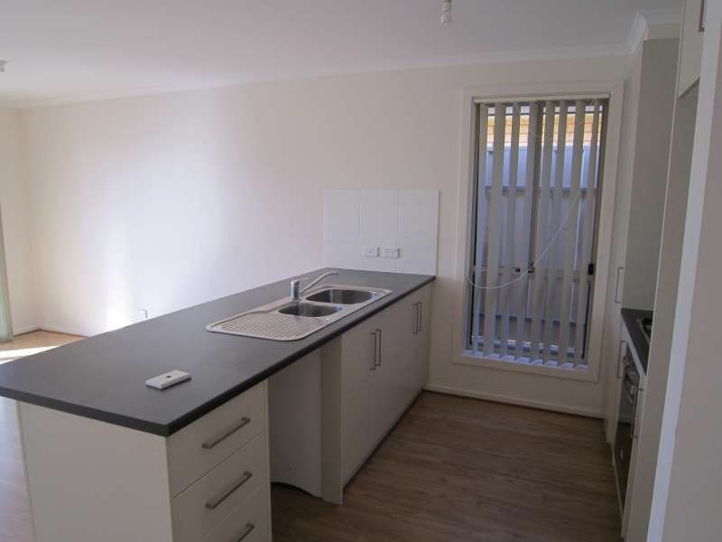 21 Overlander Way, Smithfield SA 5114