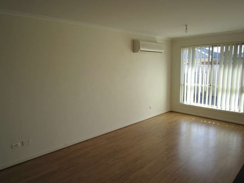 21 Overlander Way, Smithfield SA 5114