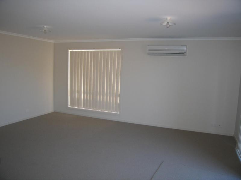 44 Wattlebird Drive, Burton SA 5110