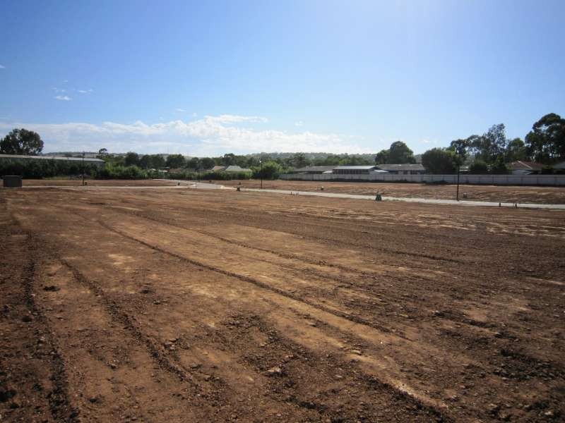 1 Bradford Road, Salisbury Heights SA 5109