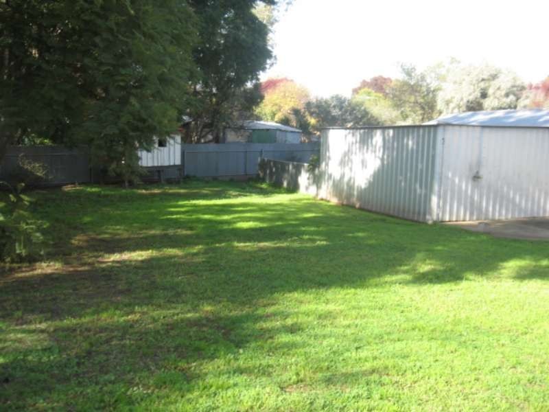 3 Davidson Road, Elizabeth Vale SA 5112