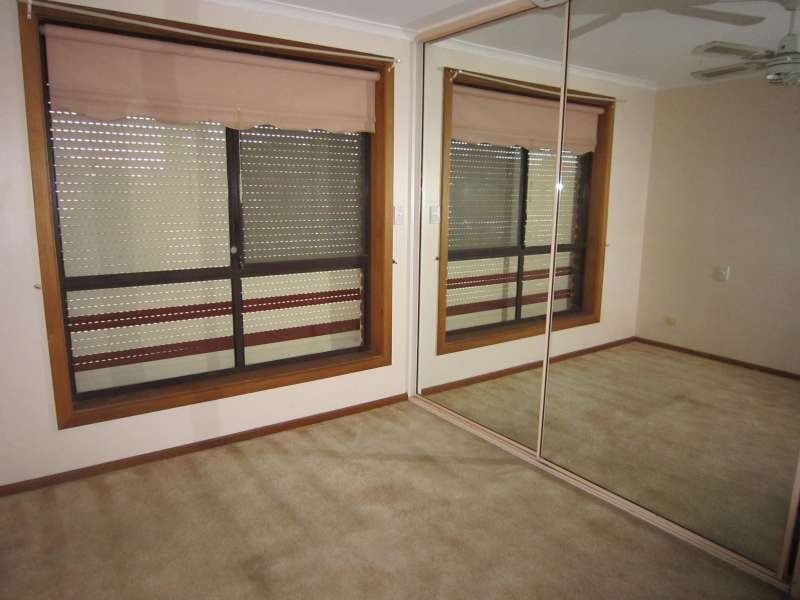 16 McVann Avenue, Paralowie SA 5108