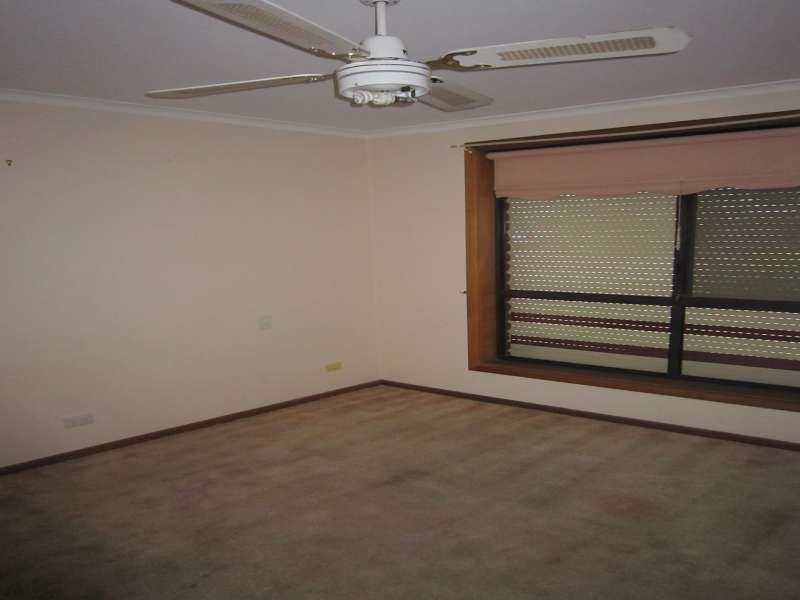 16 McVann Avenue, Paralowie SA 5108