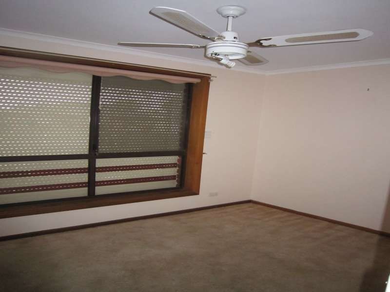 16 McVann Avenue, Paralowie SA 5108