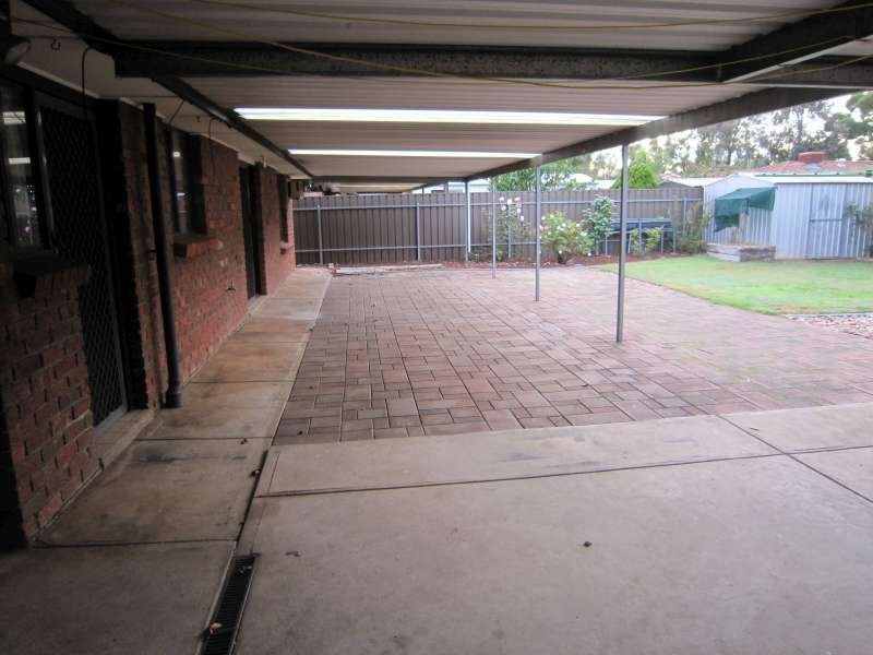 16 McVann Avenue, Paralowie SA 5108