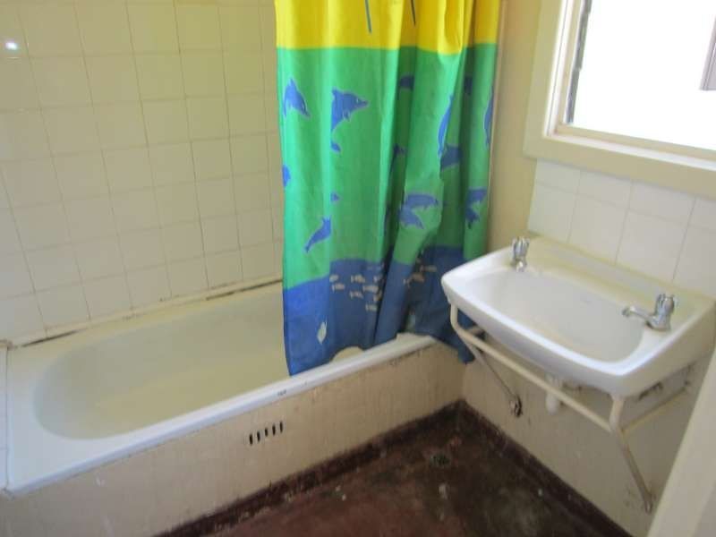 43 Knowles Road, Elizabeth Vale SA 5112