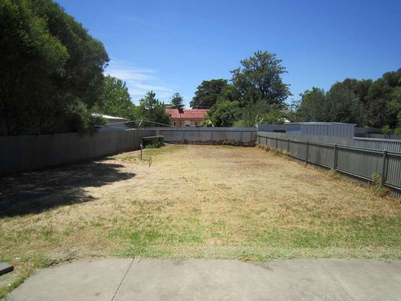 43 Knowles Road, Elizabeth Vale SA 5112