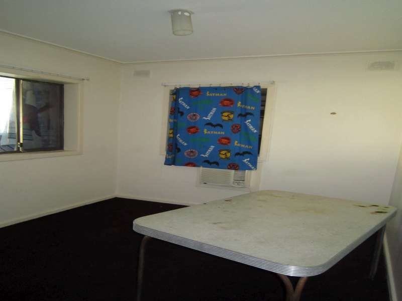 16 Athalie Avenue, Parafield Gardens SA 5107