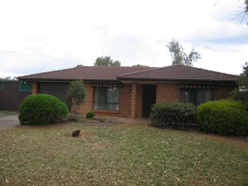 37 Janine Drive, Burton SA 5110