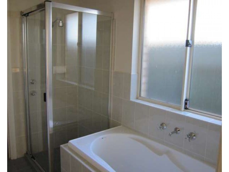 2 Orange Parade, Munno Para West SA 5115