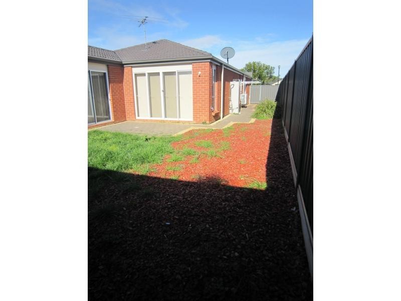 17 Wattlebird Drive, Burton SA 5110