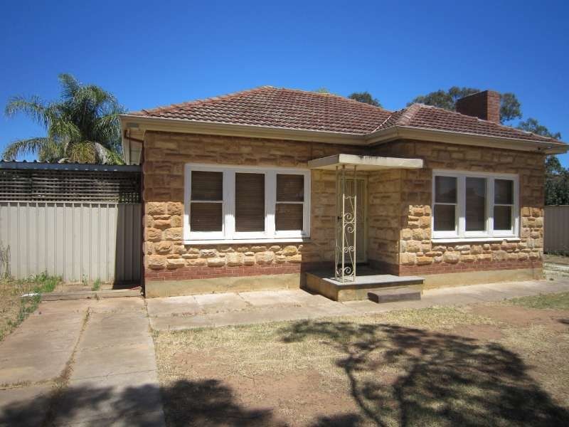 26 Leslie McIntyre Avenue, Salisbury Downs SA 5108