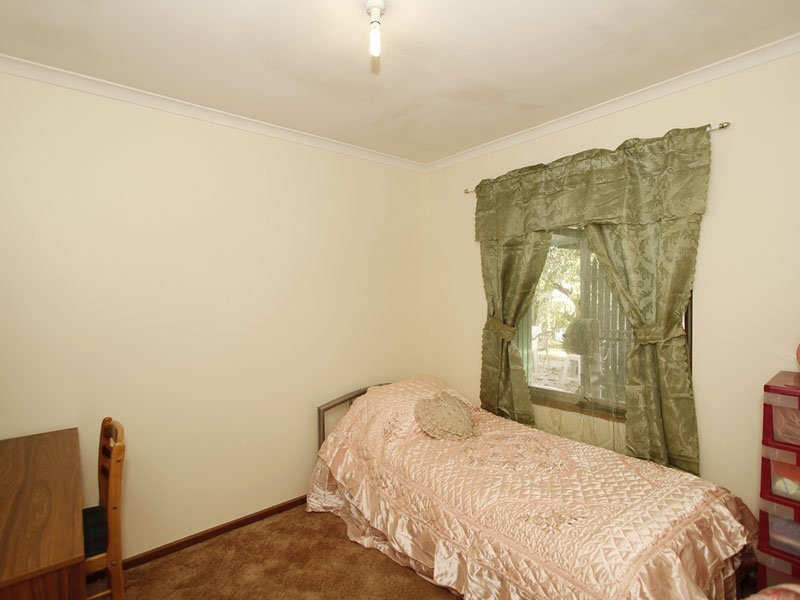 14 Leane Avenue, Ridgehaven SA 5097