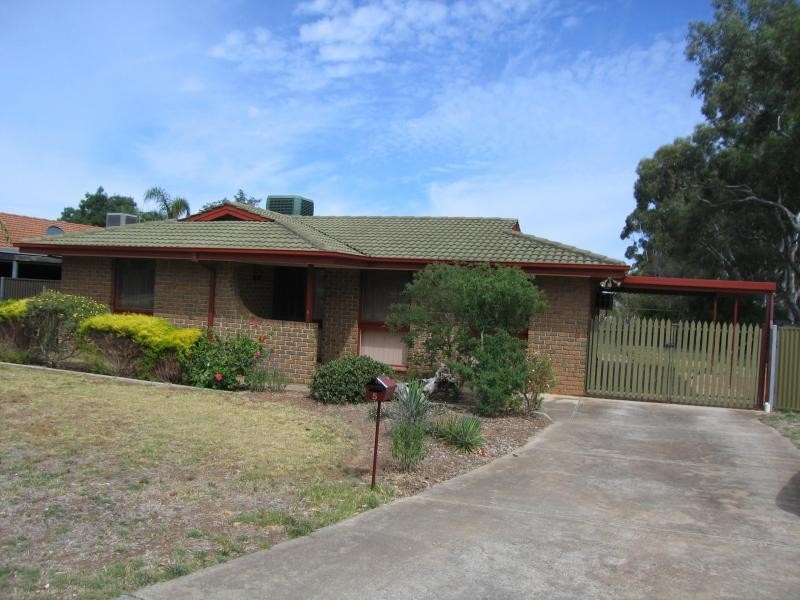 5 Menka Street, Hillbank SA 5112