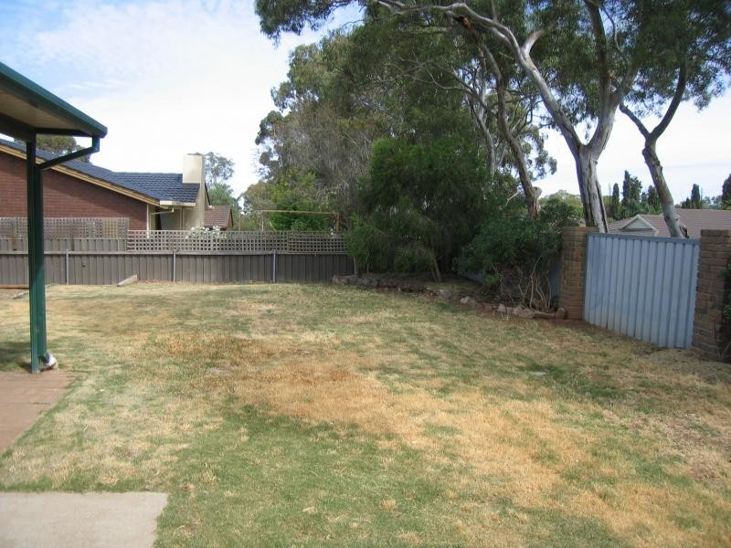 5 Menka Street, Hillbank SA 5112