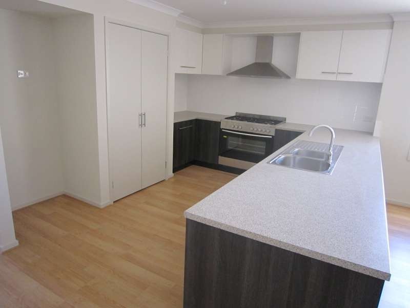 27 Kinross Avenue, Burton SA 5110