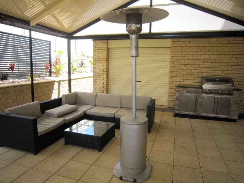 22 Coach House Mews, Hillbank SA 5112