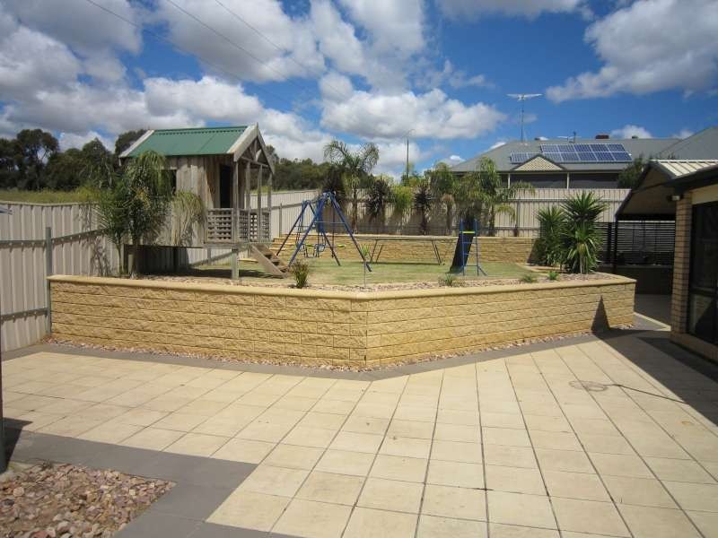 22 Coach House Mews, Hillbank SA 5112