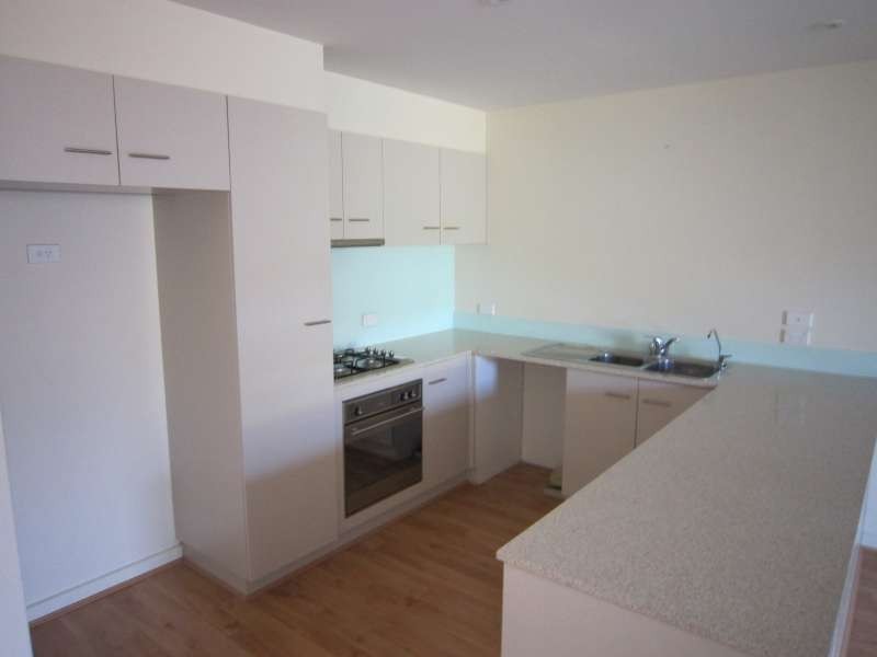 28 The Strand, Mawson Lakes SA 5095