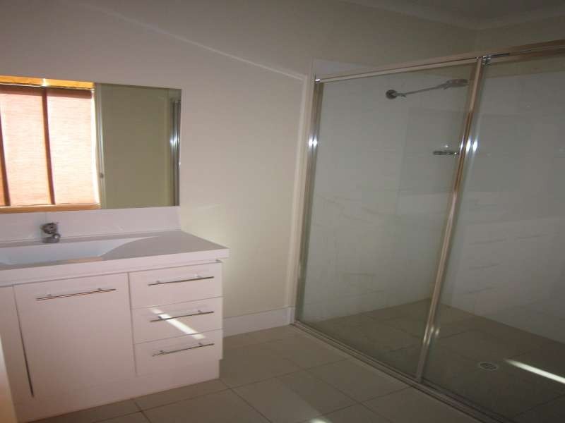 28 The Strand, Mawson Lakes SA 5095