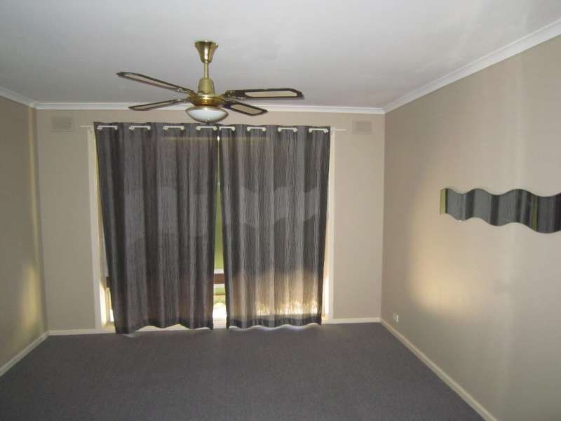 33 Weerana Road, Salisbury Plain SA 5109