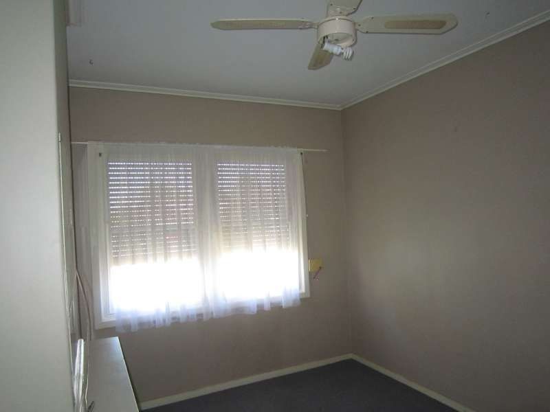 11 Tidcombe Street, Elizabeth Vale SA 5112