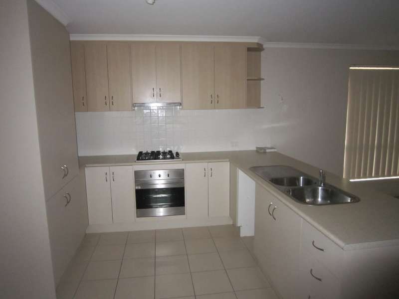 81 Wattlebird Drive, Burton SA 5110