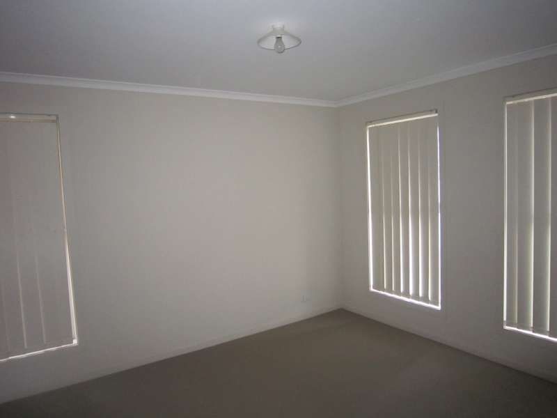 81 Wattlebird Drive, Burton SA 5110