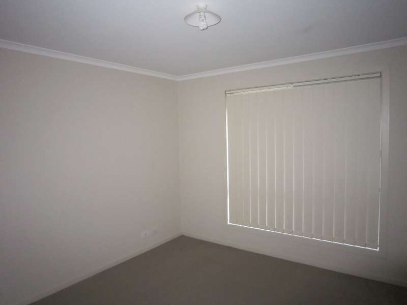 81 Wattlebird Drive, Burton SA 5110