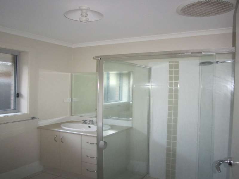 81 Wattlebird Drive, Burton SA 5110