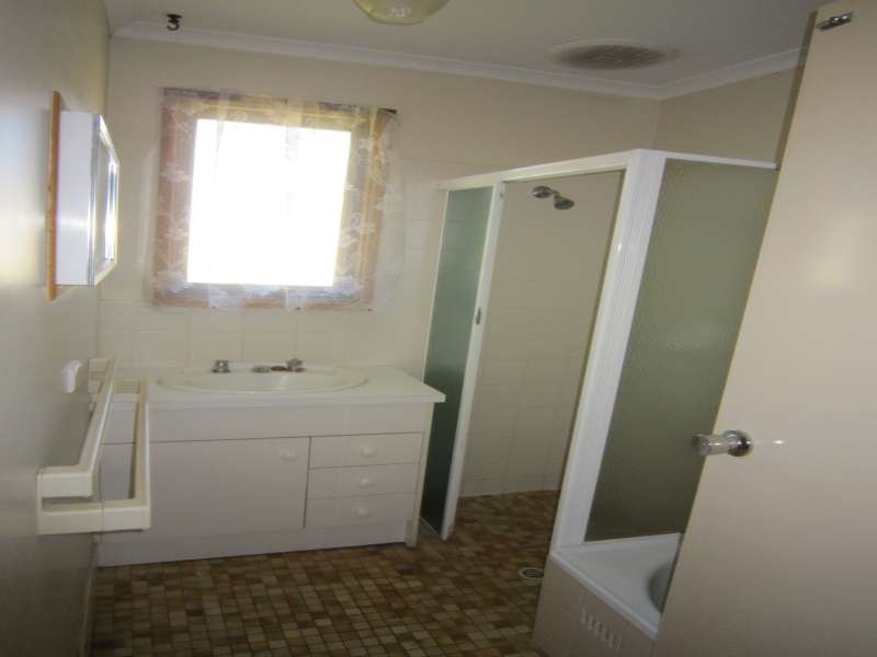 5 Surrey Court, Salisbury Park SA 5109