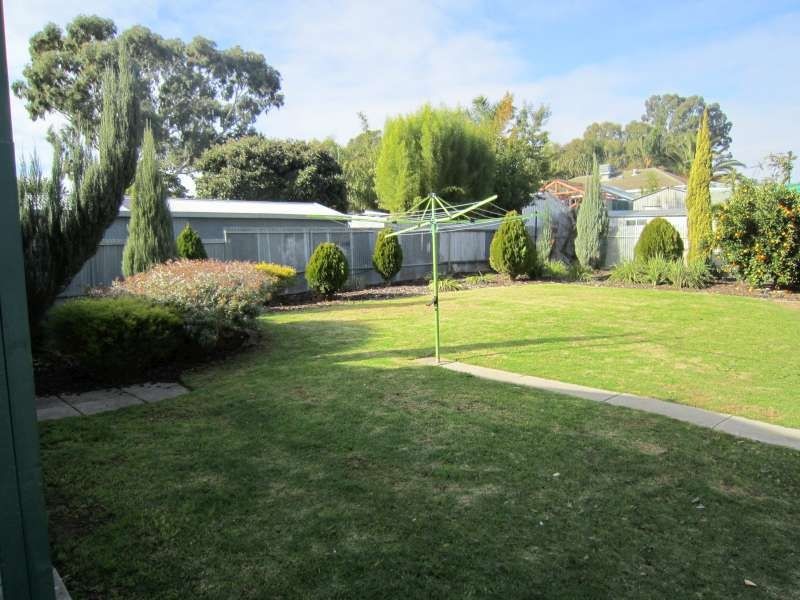 37 Hazel Grove, Ridgehaven SA 5097