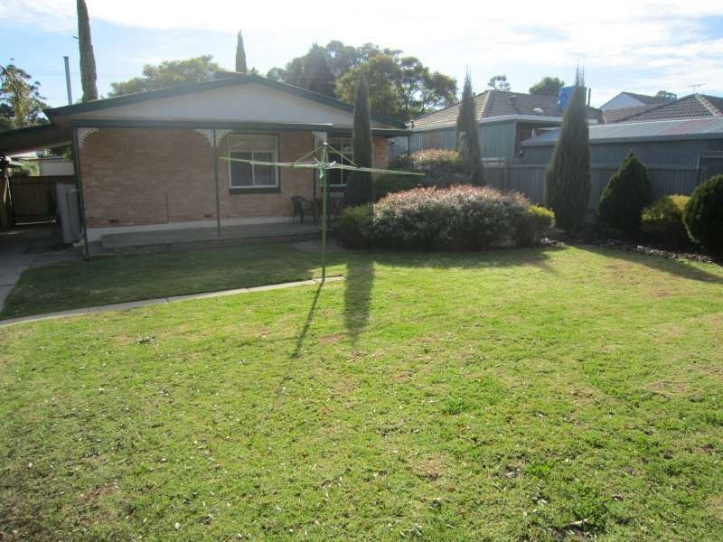 37 Hazel Grove, Ridgehaven SA 5097