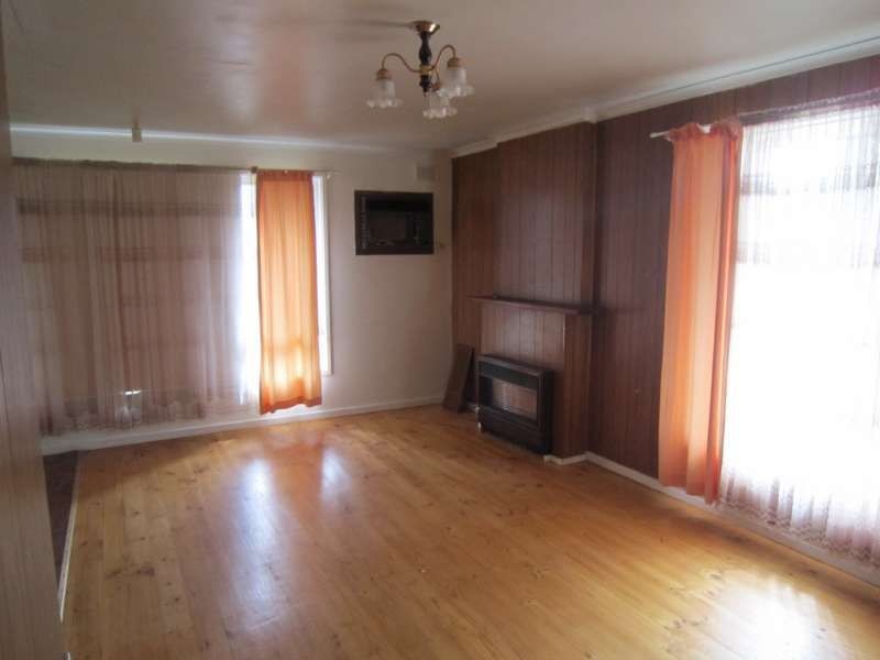 32 Ronald Drive, Salisbury East SA 5109