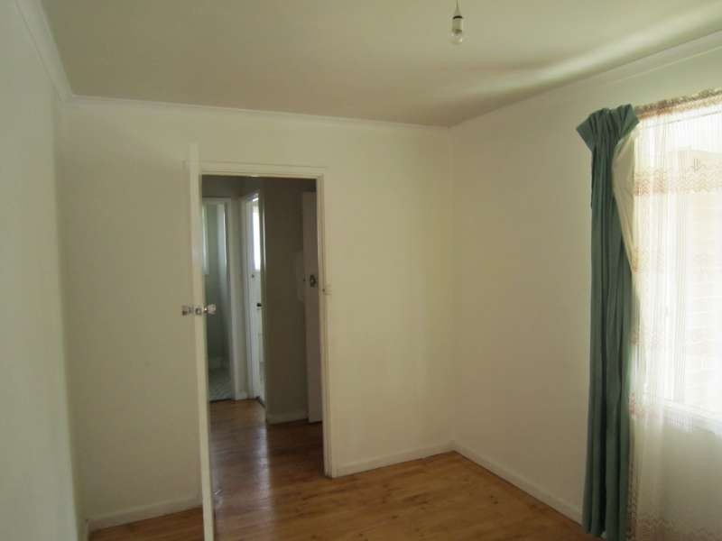 32 Ronald Drive, Salisbury East SA 5109