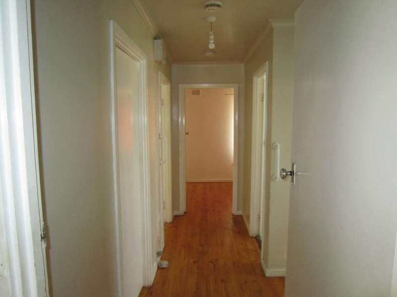 32 Ronald Drive, Salisbury East SA 5109