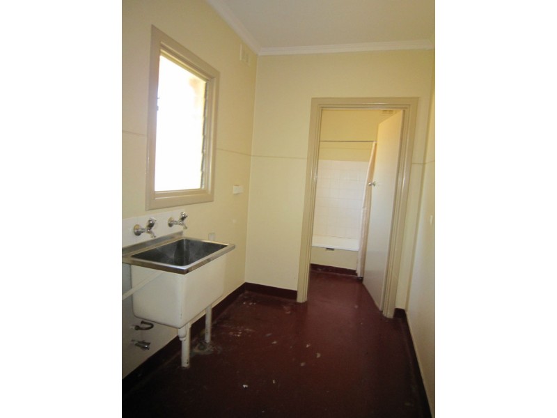 2 Brine Street, Elizabeth Downs SA 5113