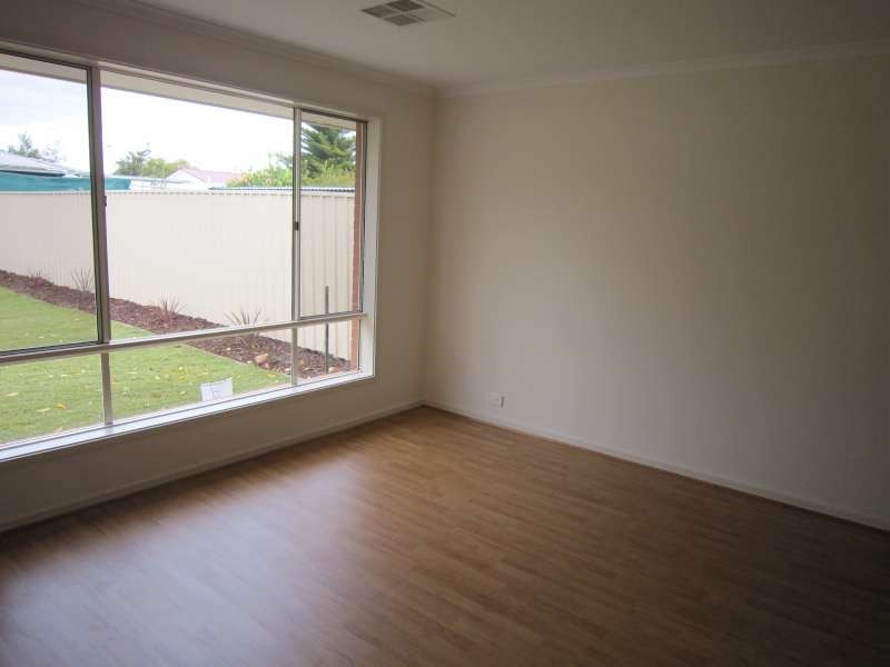 17A Everleigh Road, Elizabeth Vale SA 5112