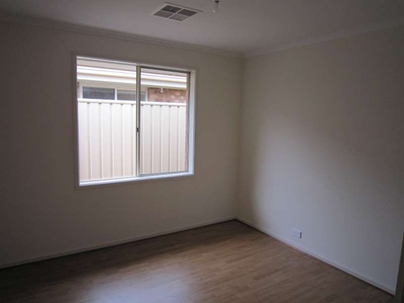 17A Everleigh Road, Elizabeth Vale SA 5112