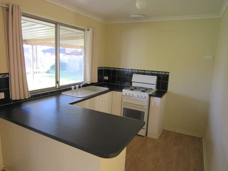 25 Claxton Way, Burton SA 5110