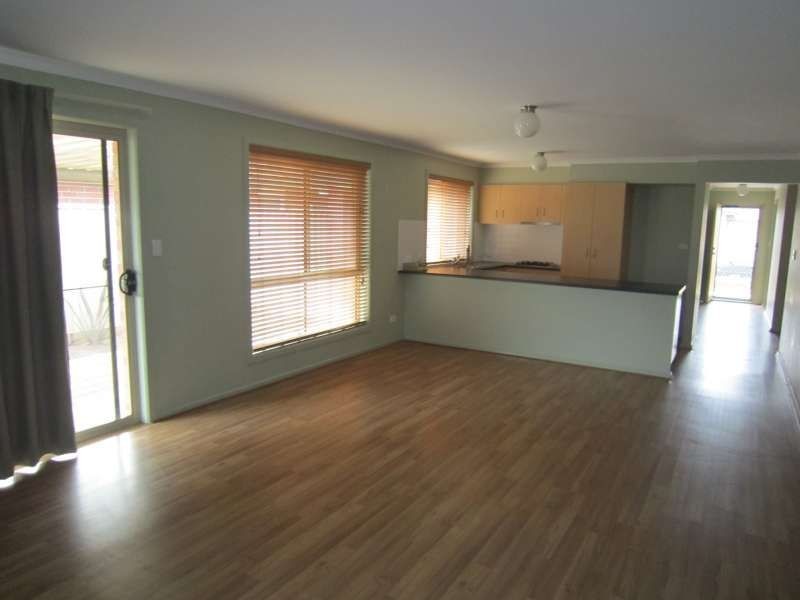 11 Gairdner Boulevard, Andrews Farm SA 5114