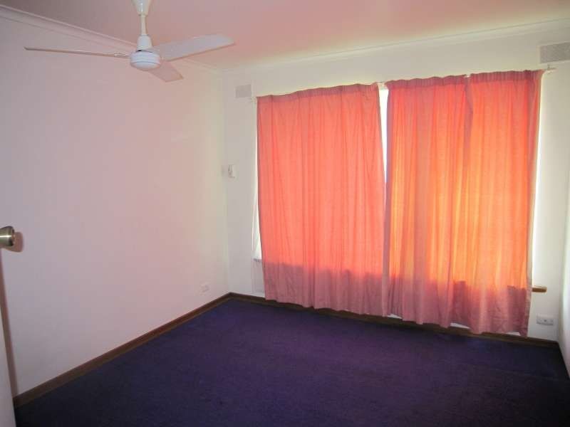 17 Paramount Road, Salisbury Downs SA 5108