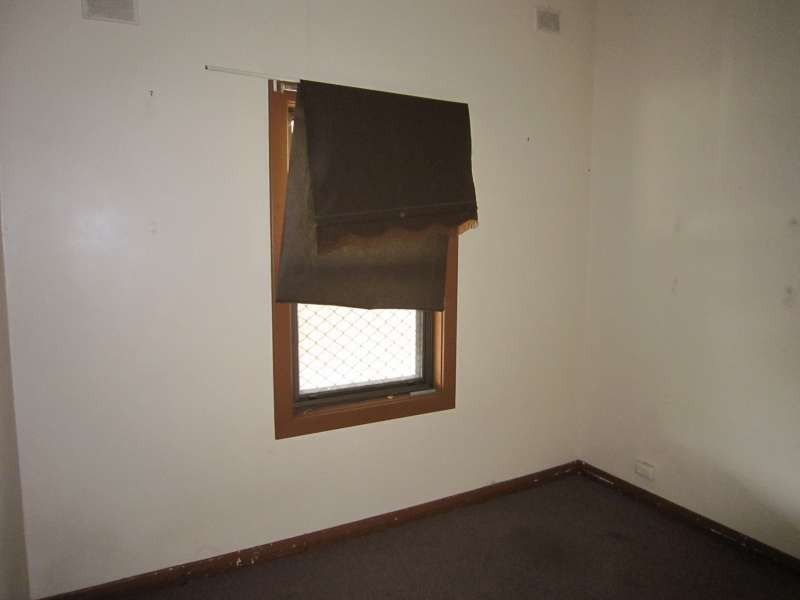 13 Leslie McIntyre Avenue, Salisbury Downs SA 5108