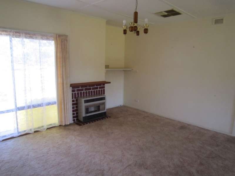 26 Manningford Road, Elizabeth South SA 5112